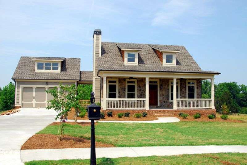 Ein Haus kaufen: Die passende Immobilie für sich und die Familie finden