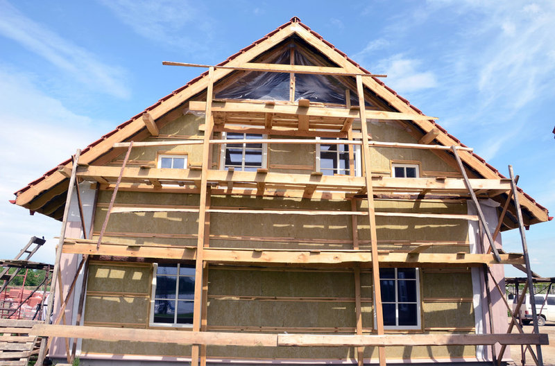 Mit verbesserter Fassadendämmung können Sie jede Menge Heizkosten sparen.