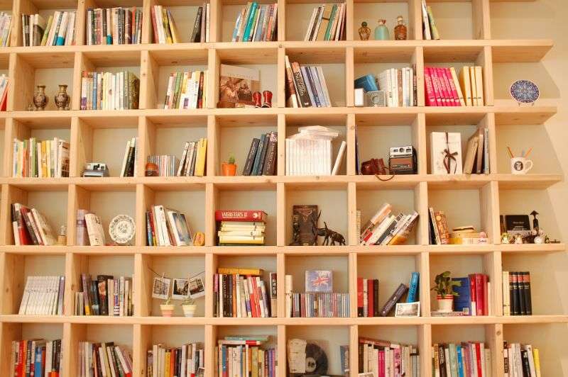 Bücherregale für Kinder – mit unseren Tipps Risiken vermeiden
