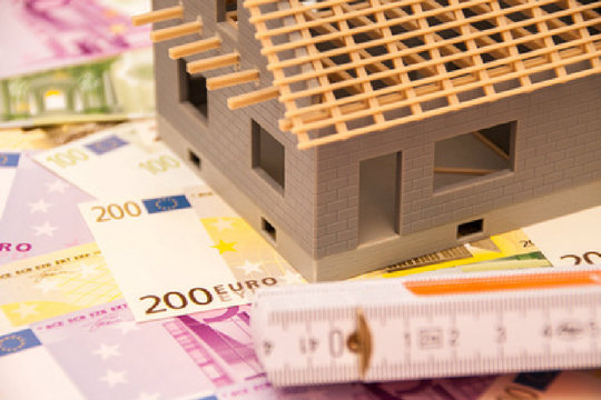 Kredite & Finanzierungen